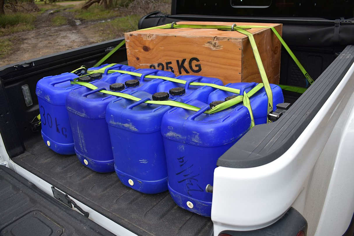 We loaded 565kg into the load tub which with driver resulted in a payload that just snuck in under the Rubicon’s 693kg limit. (image: Mark Oastler)