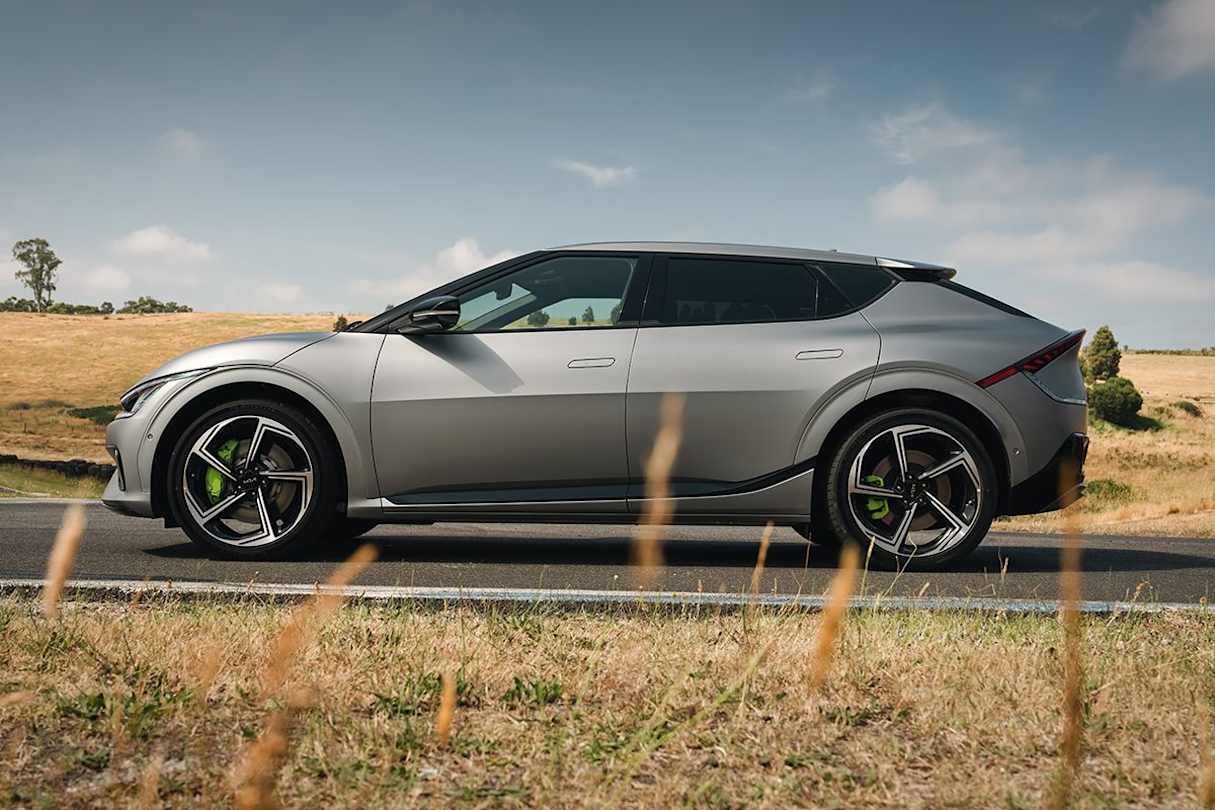 One design standout of the EV6 GT includes the flush-folding door handles.