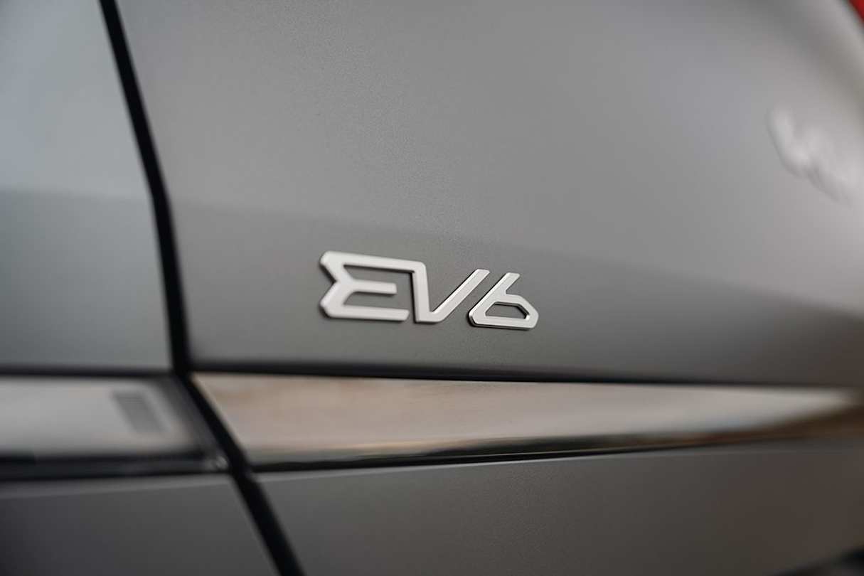 While the rest of the EV6 range was given a five star ANCAP test score, that rating doesn’t apply to the GT variant.