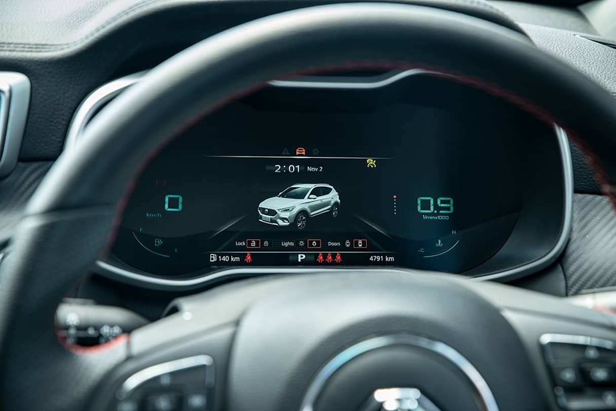 The 3D digital instrument cluster is great visually and easy to understand. (Image: Tom White)