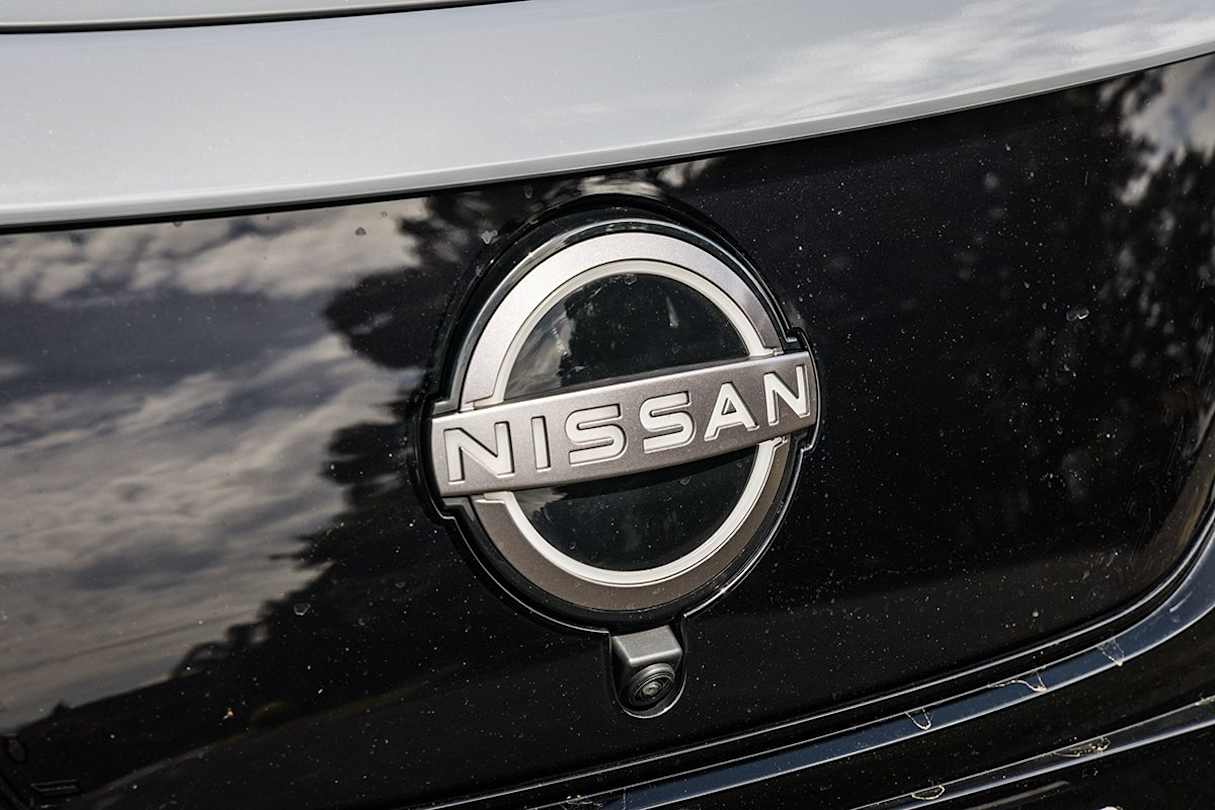 The Leaf comes with some great safety features, like rear cross-traffic alert. (Image: Glen Sullivan)