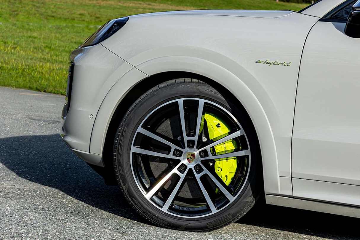There are new 20-inch wheels on the Cayenne and Cayenne E-Hybrid. (E-Hybrid Coupe pictured)