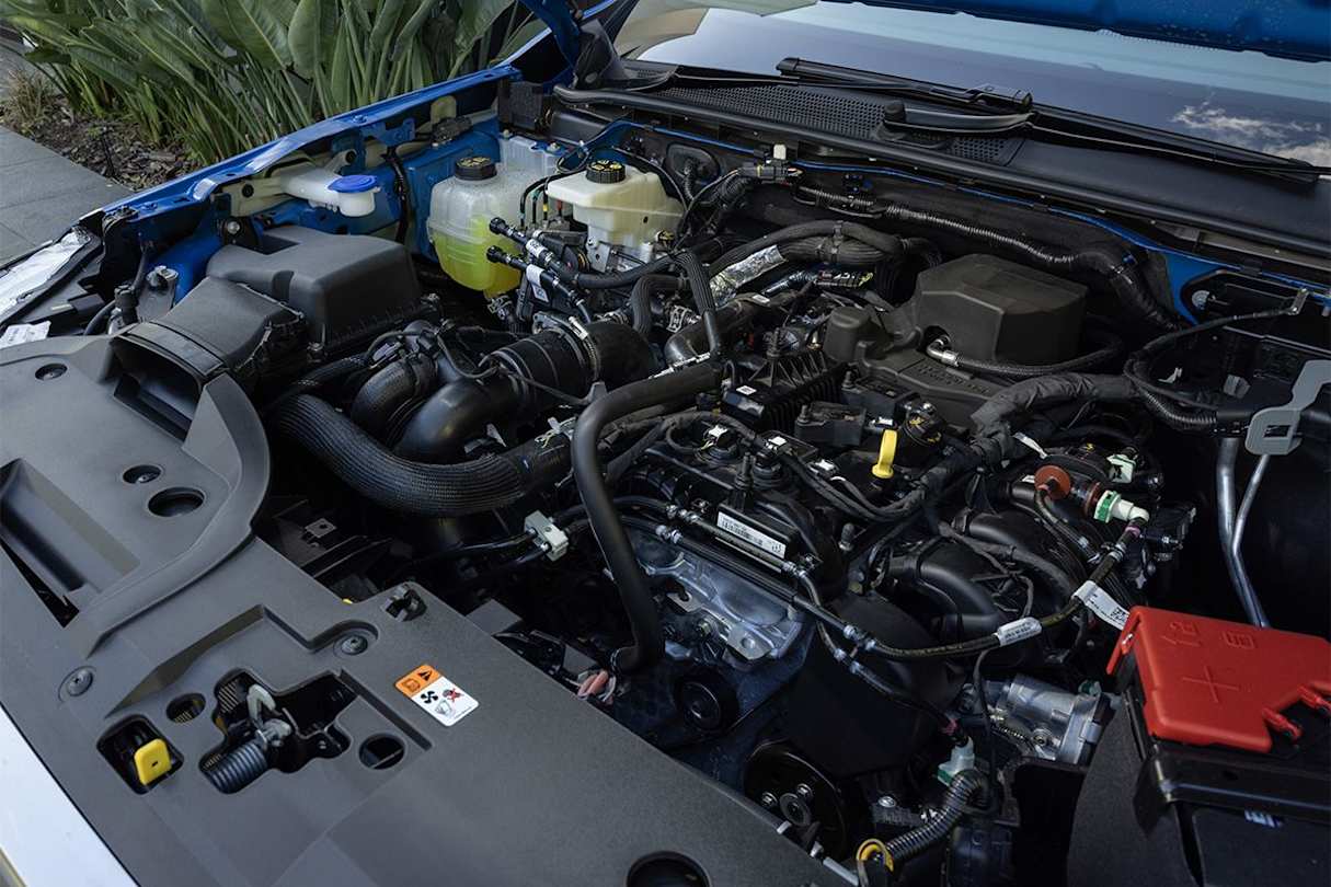 The 2.3-litre turbo-petrol engine produces 222kW/452Nm. (Aventura variant pictured)