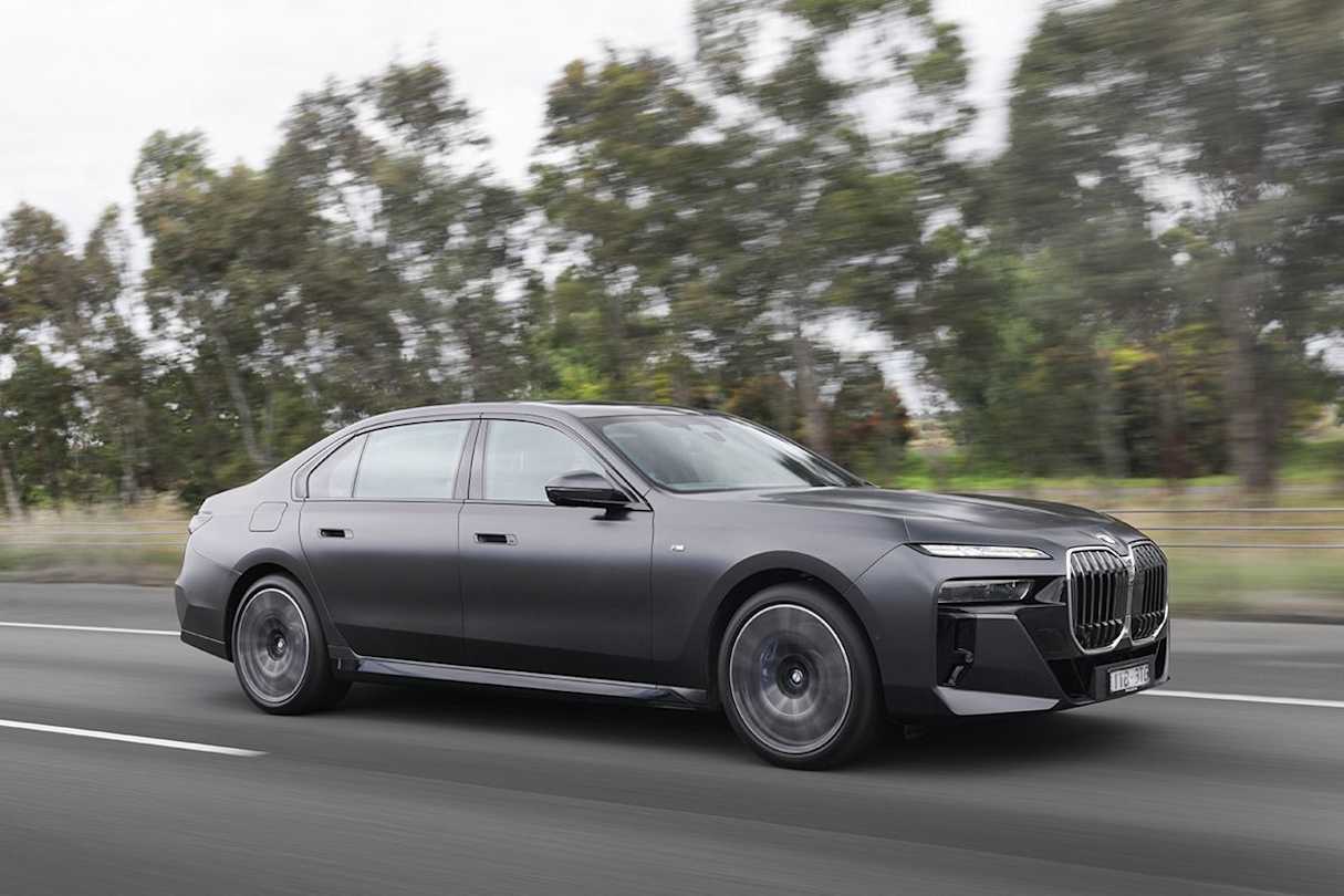 The 7 Series is easy to drive. (740i variant pictured)