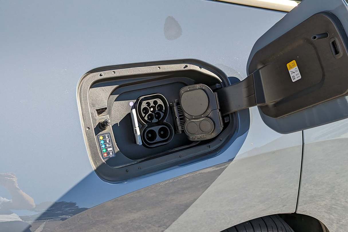 Charging options include 11kW for AC and 200kW DC fast-charging. (image credit: Tung Nguyen)