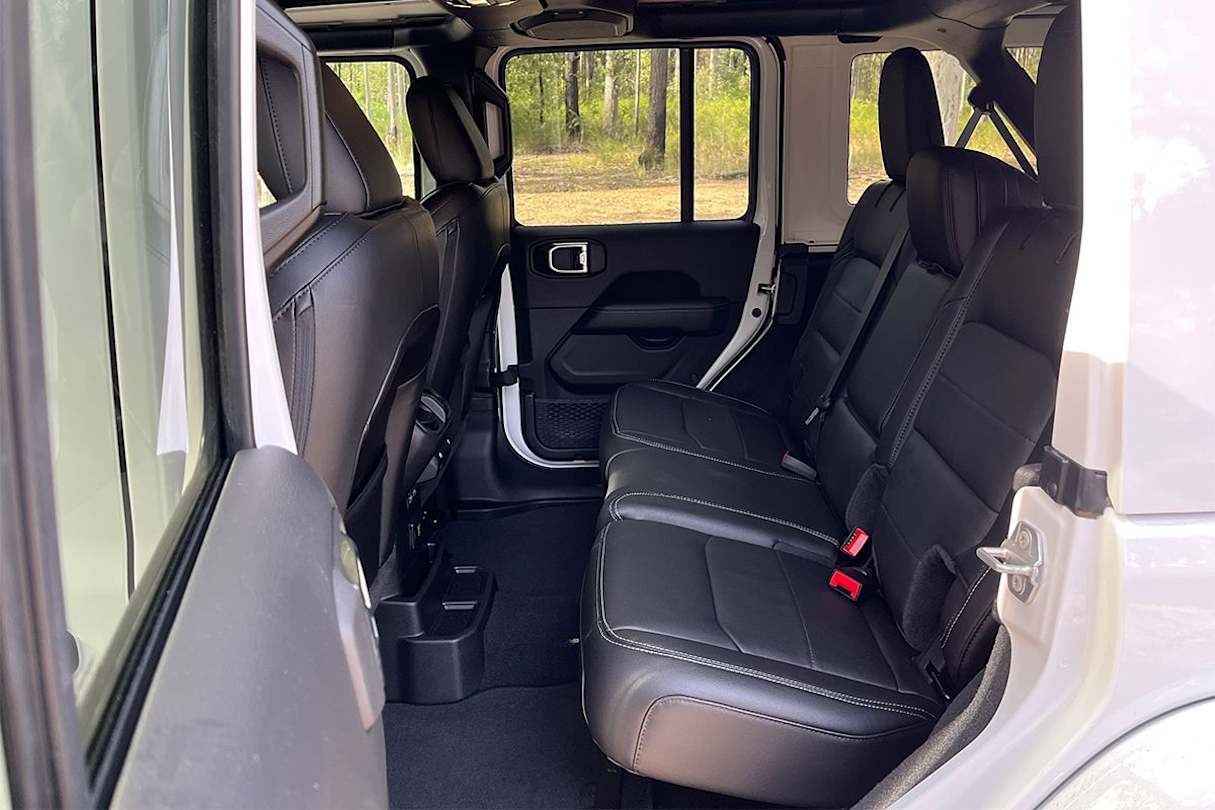 This is a purpose-built off-roader and the Overland’s five-seat cabin is a basic but functional space, in which it’s easy to immediately feel comfortable.
