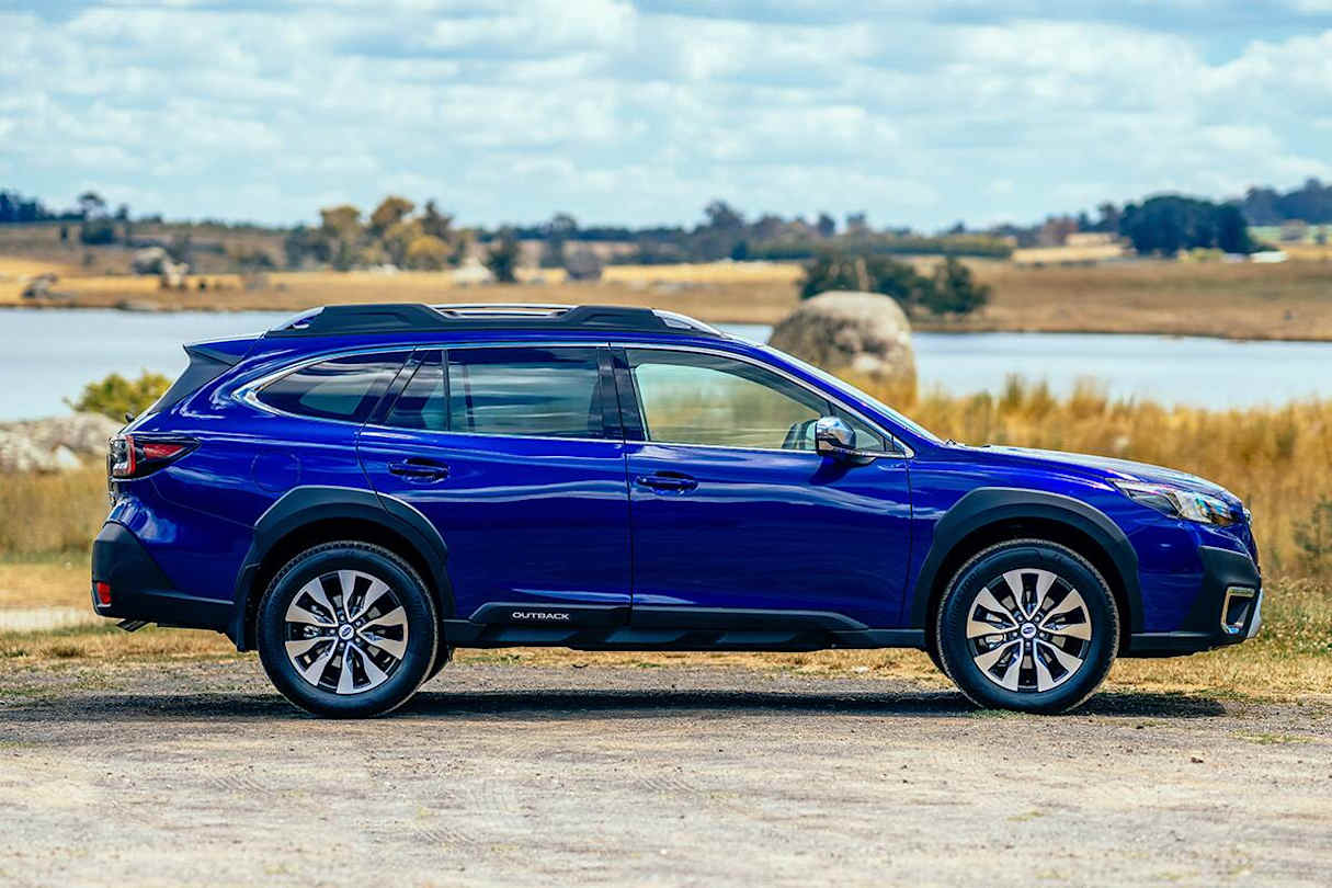 Subaru says the new 2.4-litre turbo-petrol engine will use 9.0L/100km after a combination of open and urban roads. (Touring XT variant pictured)