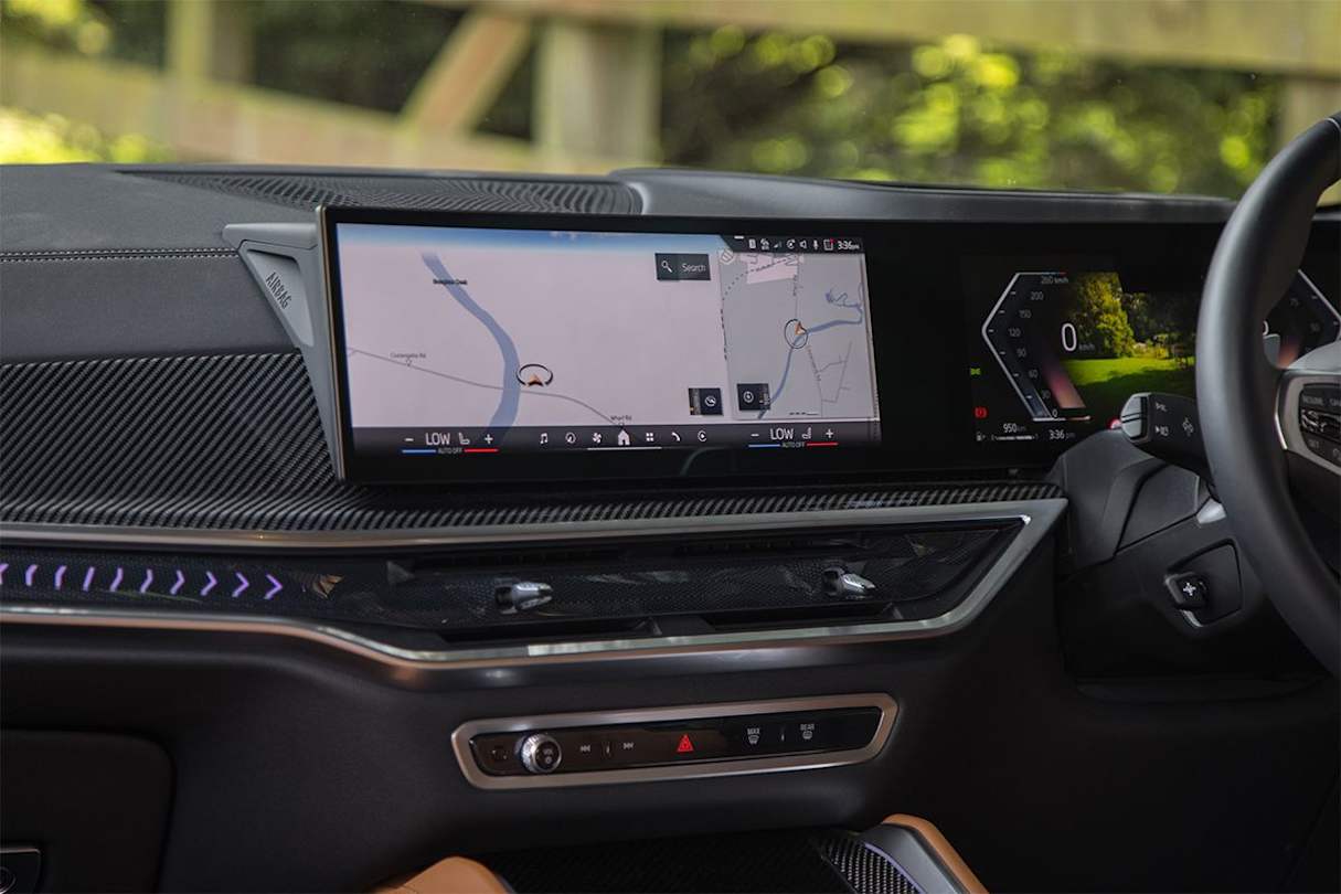 The highlight is a new curved display panel that houses the 12.3-inch digital instrument screen and 14.8-inch touchscreen multimedia system. (Image: Glen Sullivan)