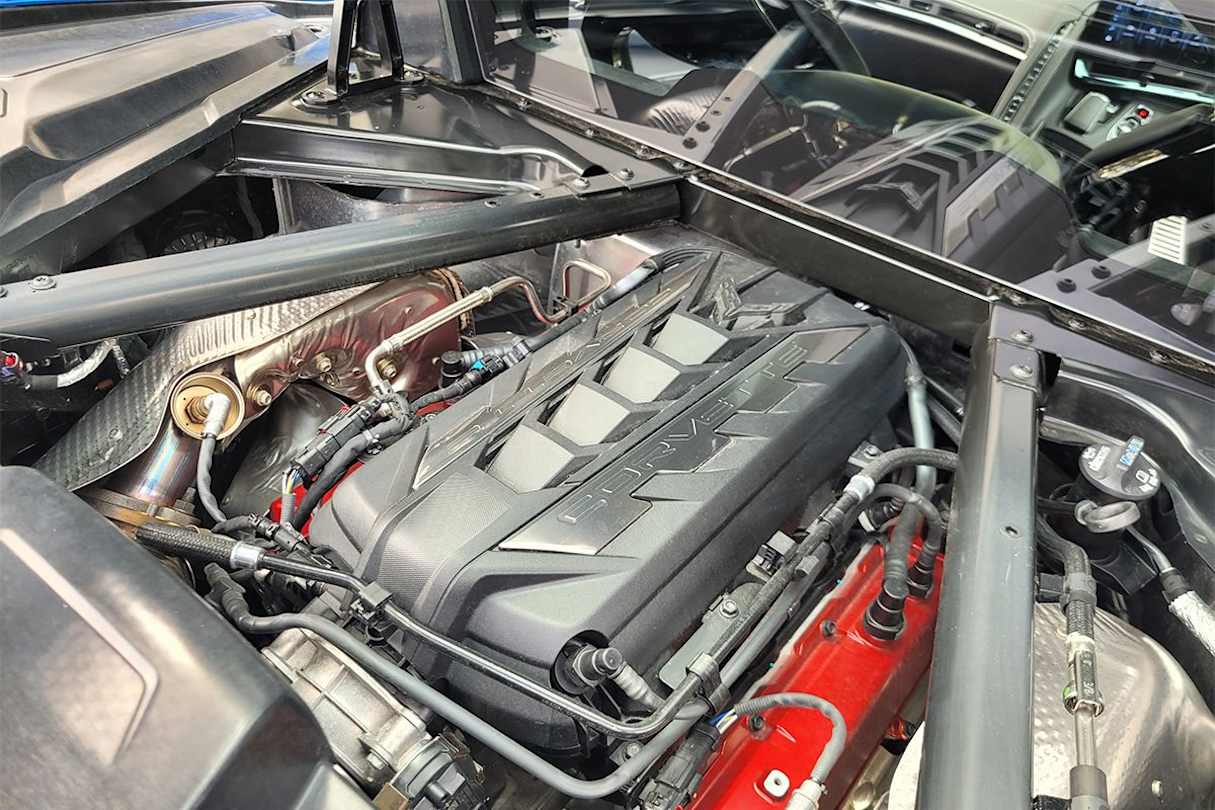 A 6.2-litre unit making 369kW and 637Nm.