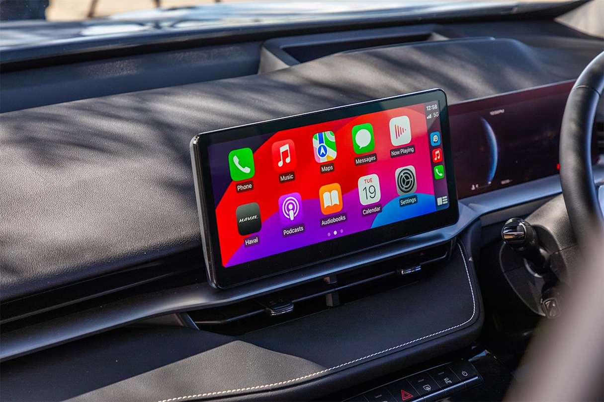 The 12.3-inch touchscreen multimedia system looks great and is fairly easy to use but the screen can occasionally lag. (Image: Glen Sullivan)