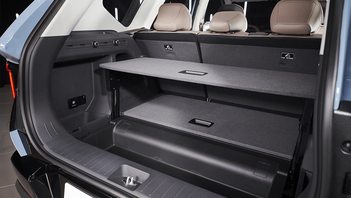 While it’s not really a picnic table, with the tailgate open it would make a good bench.