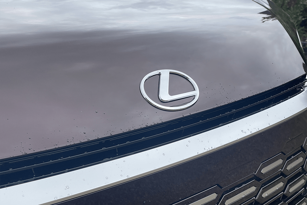 The LM is covered by a five-year, unlimited-kilometre warranty. (Image: Tim Nicholson)