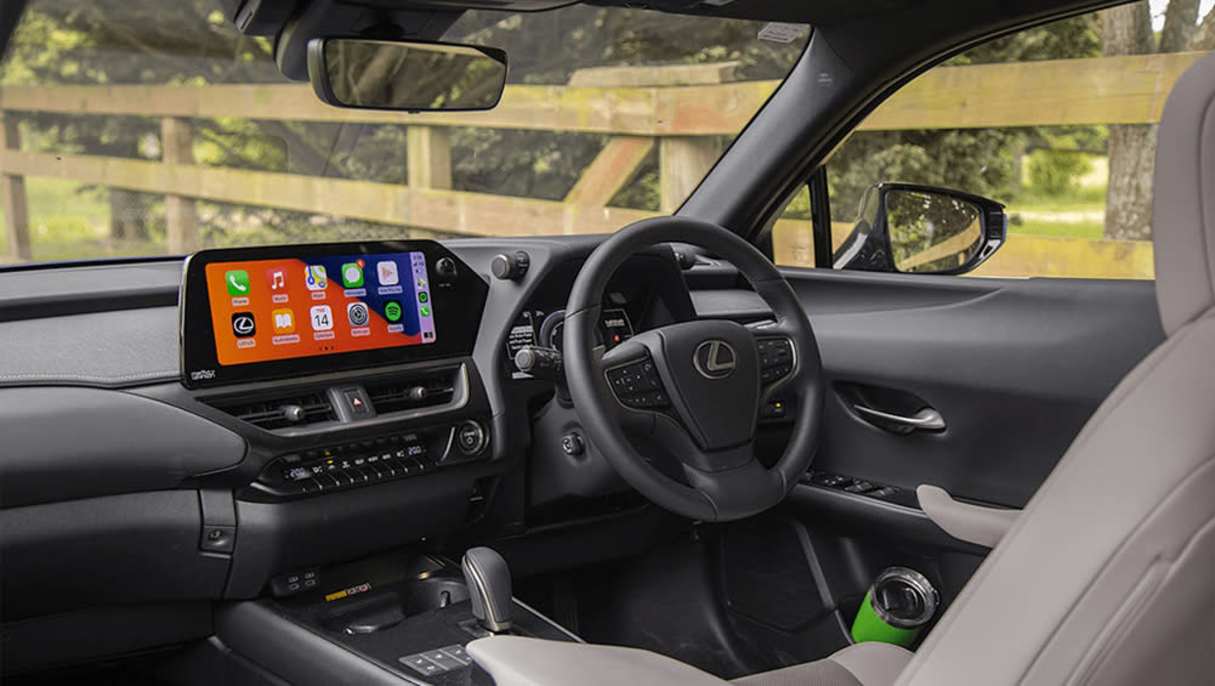 UX300e Sports Luxury (Image: Glen Sullivan)