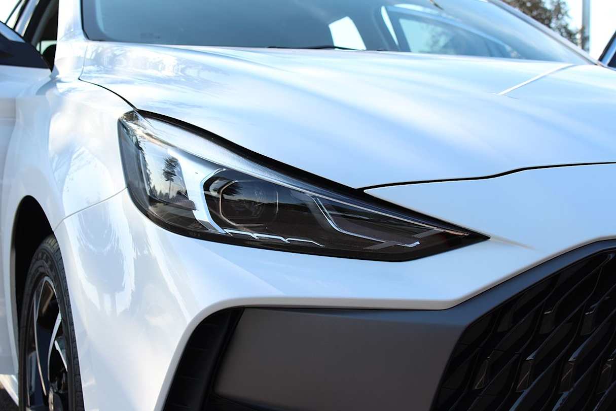 MG5 2024 review: Essence - Value-focused small sedan rival for four ...