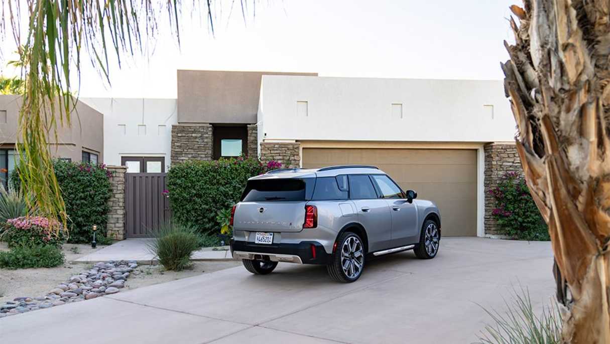 One of the most welcome changes to the Countryman is a larger boot which has grown from 450 litres in the previous model to 505 litres in this new version.