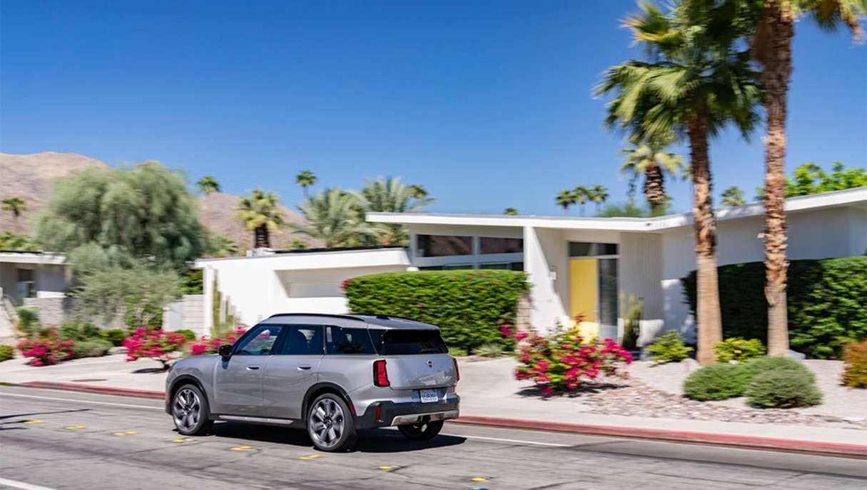 Arriving in the first quarter of next year the new Countryman will initially be available in two grades - the entry level C and sporty S, with a choice of three trim levels for each.
