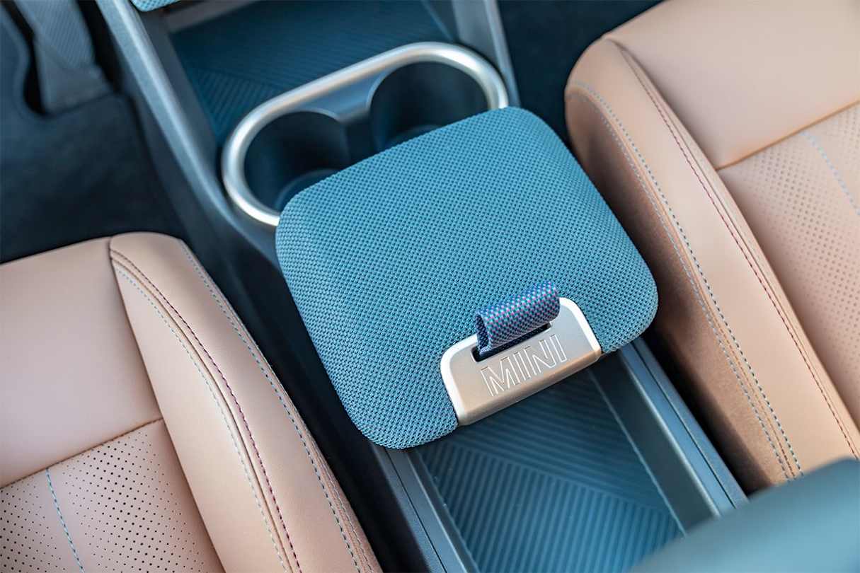 Stepping up into the Favoured adds front heated seats, JCW seats, power front seats with memory and more.