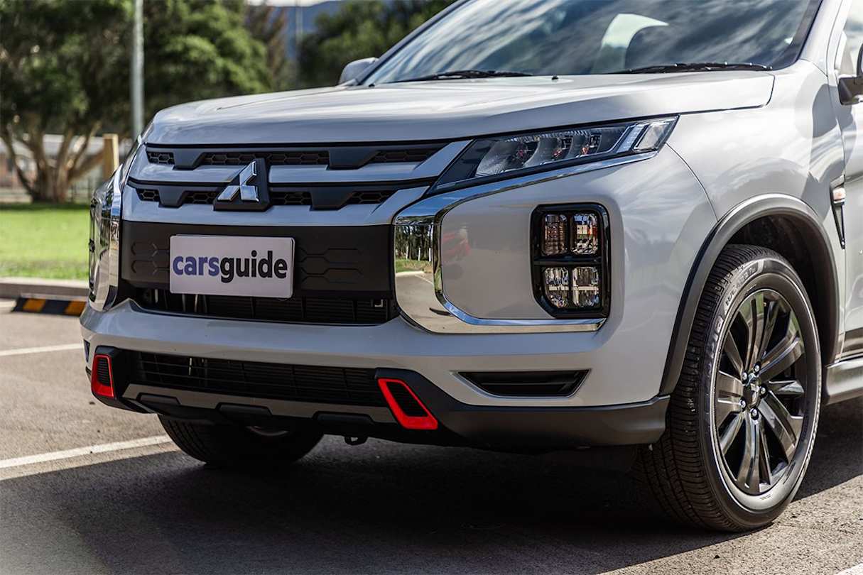 2025 Mitsubishi ASX ES Street