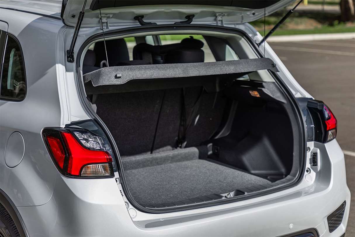 2025 Mitsubishi ASX ES Street