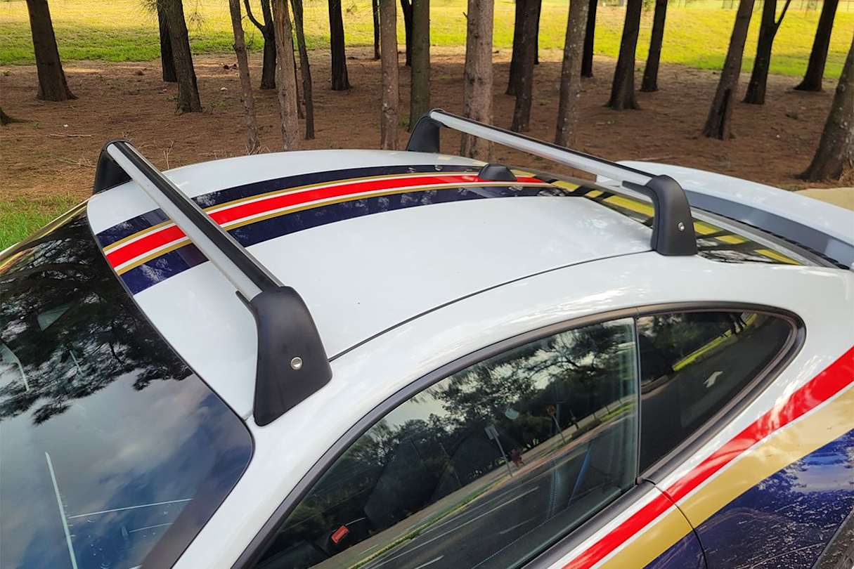 Roof racks able to incorporate a lightbar.
