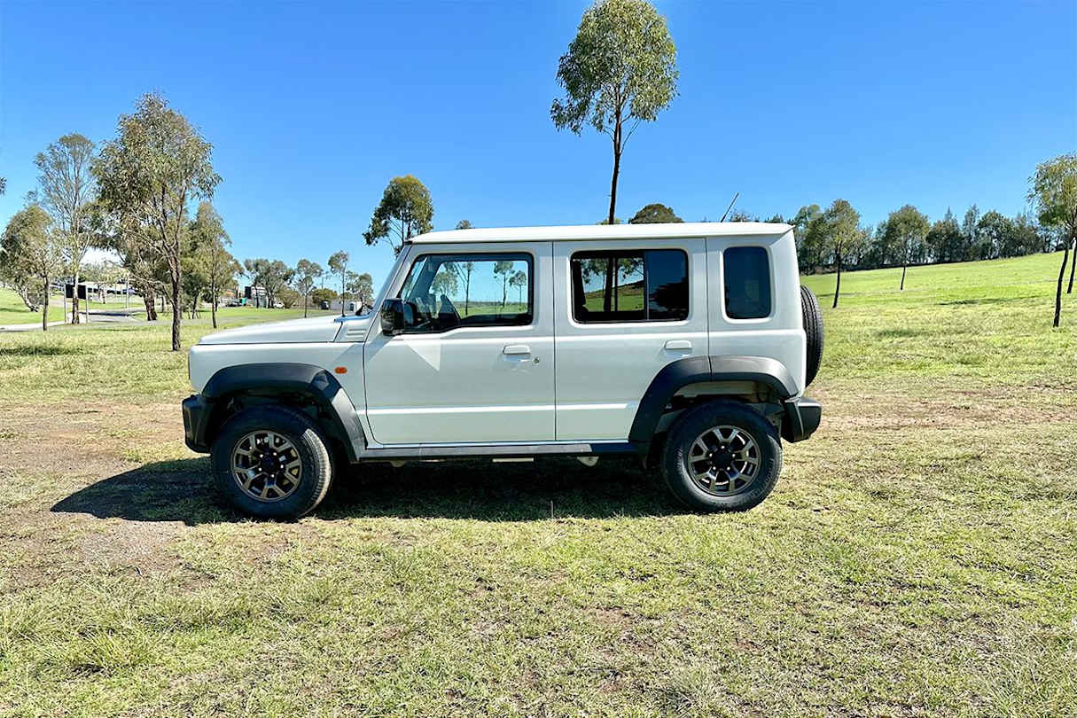 The 340mm of extra length has all gone into the wheelbase which is now 2590 mm long. (Image: Richard Berry)