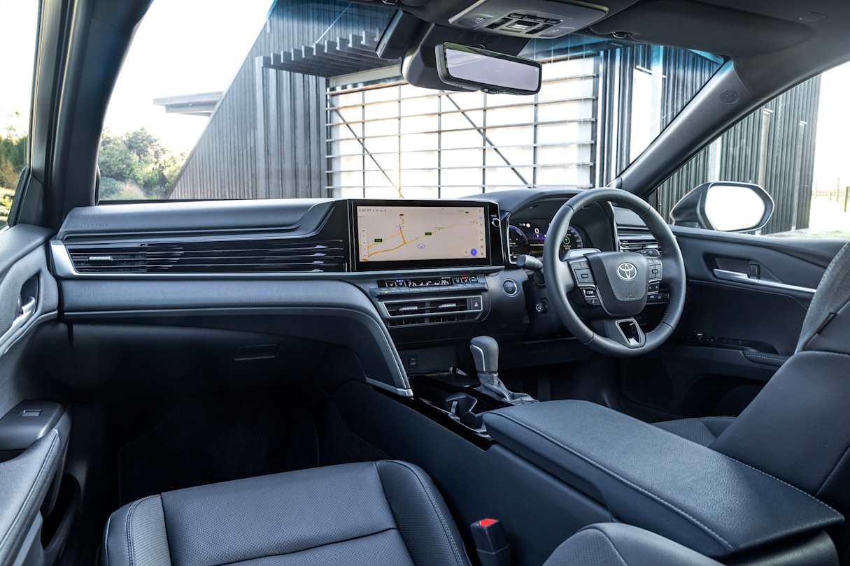 2025 Toyota Camry SL