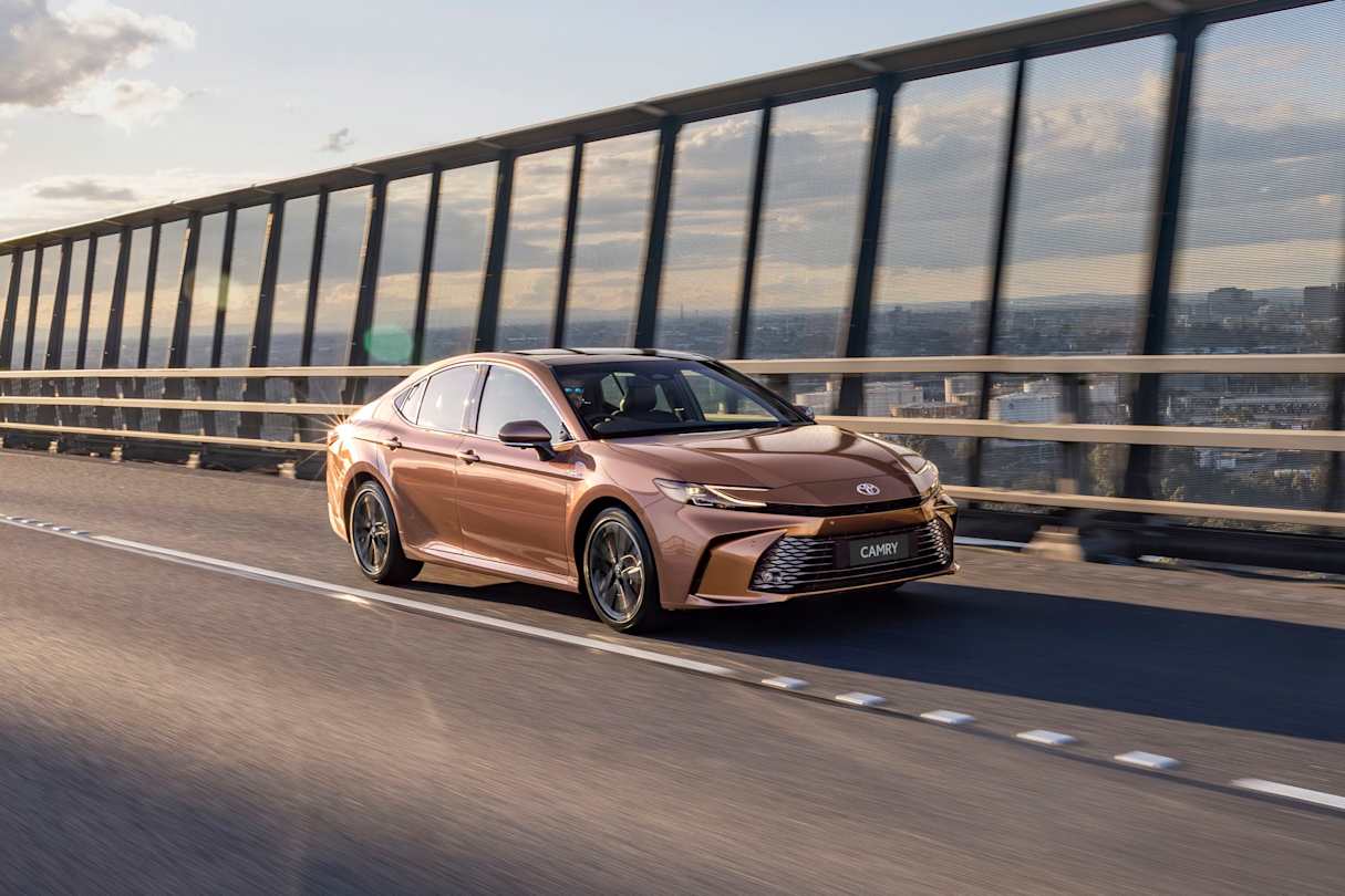 2025 Toyota Camry SL