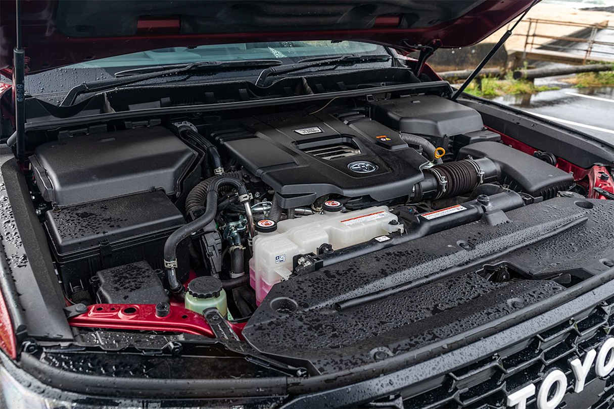 The LC300 models all share the same 3.3-litre V6 twin-turbo diesel engine. (Image: Brett Sullivan)