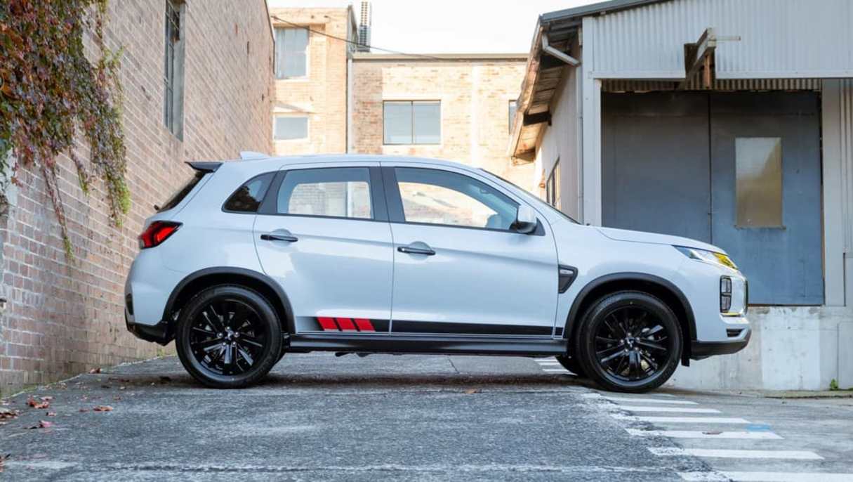 2024 Mitsubishi ASX ES Street.