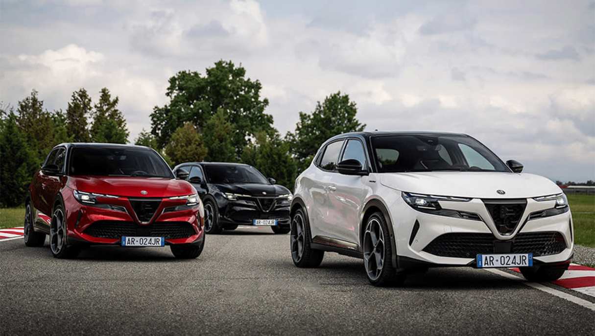 2026 Alfa Romeo Junior Elettrica Veloce