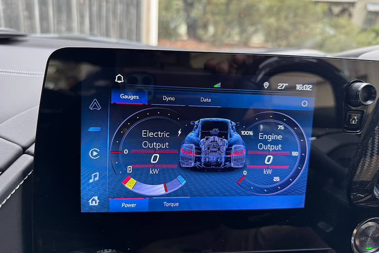 2025 Chevrolet Corvette E-Ray (image: Byron Mathioudakis)