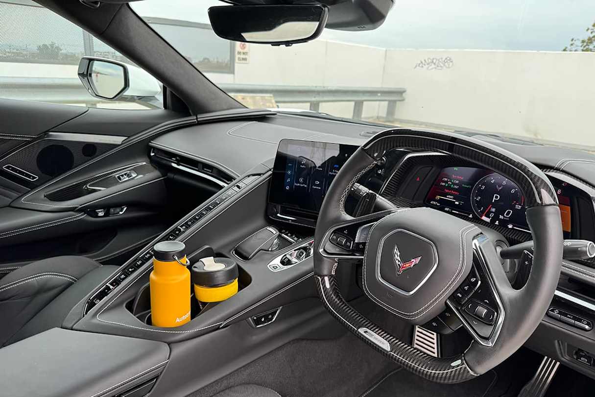 2025 Chevrolet Corvette E-Ray (image: Byron Mathioudakis)