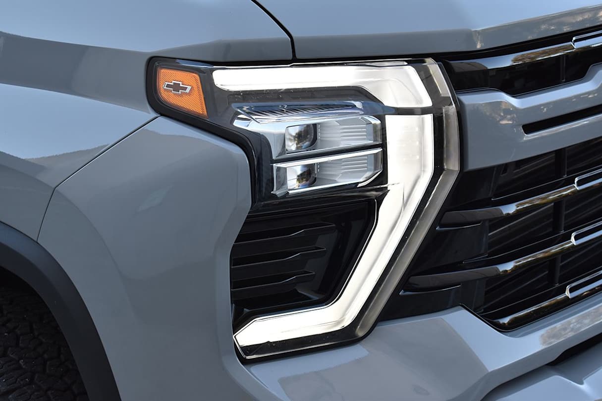 Chevrolet Silverado 2500 HD (image: Mark Oastler)