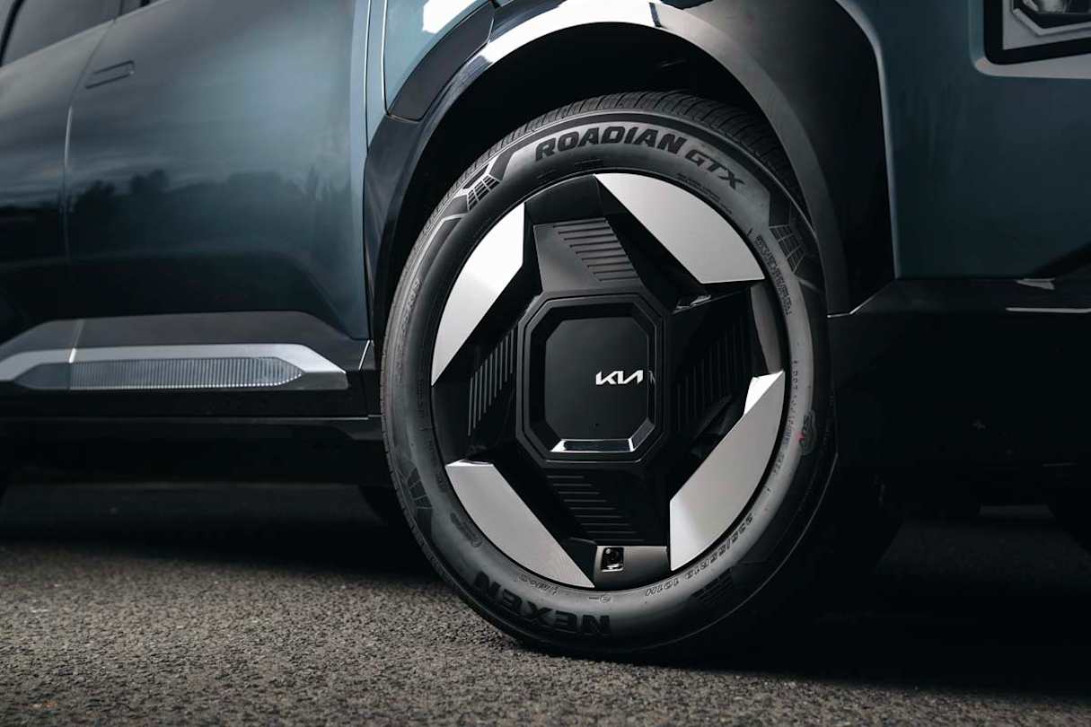 2025 Kia EV5 Earth AWD