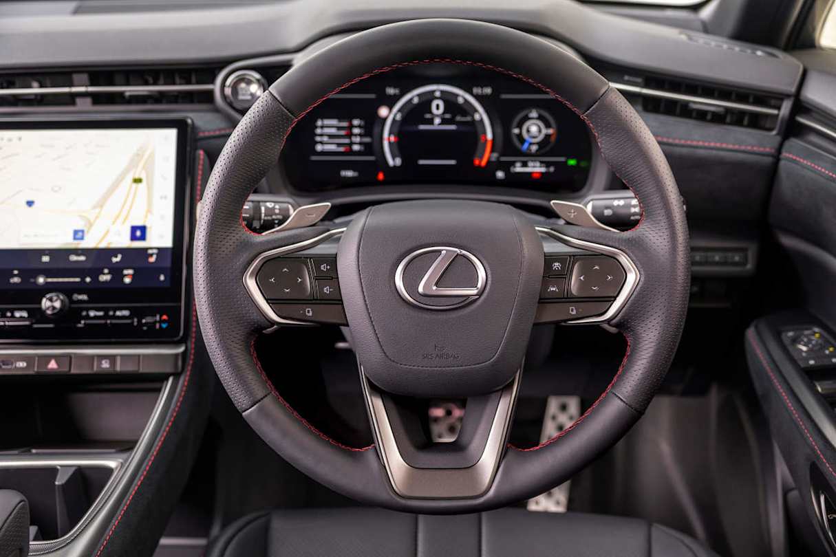 2025 Lexus LBX