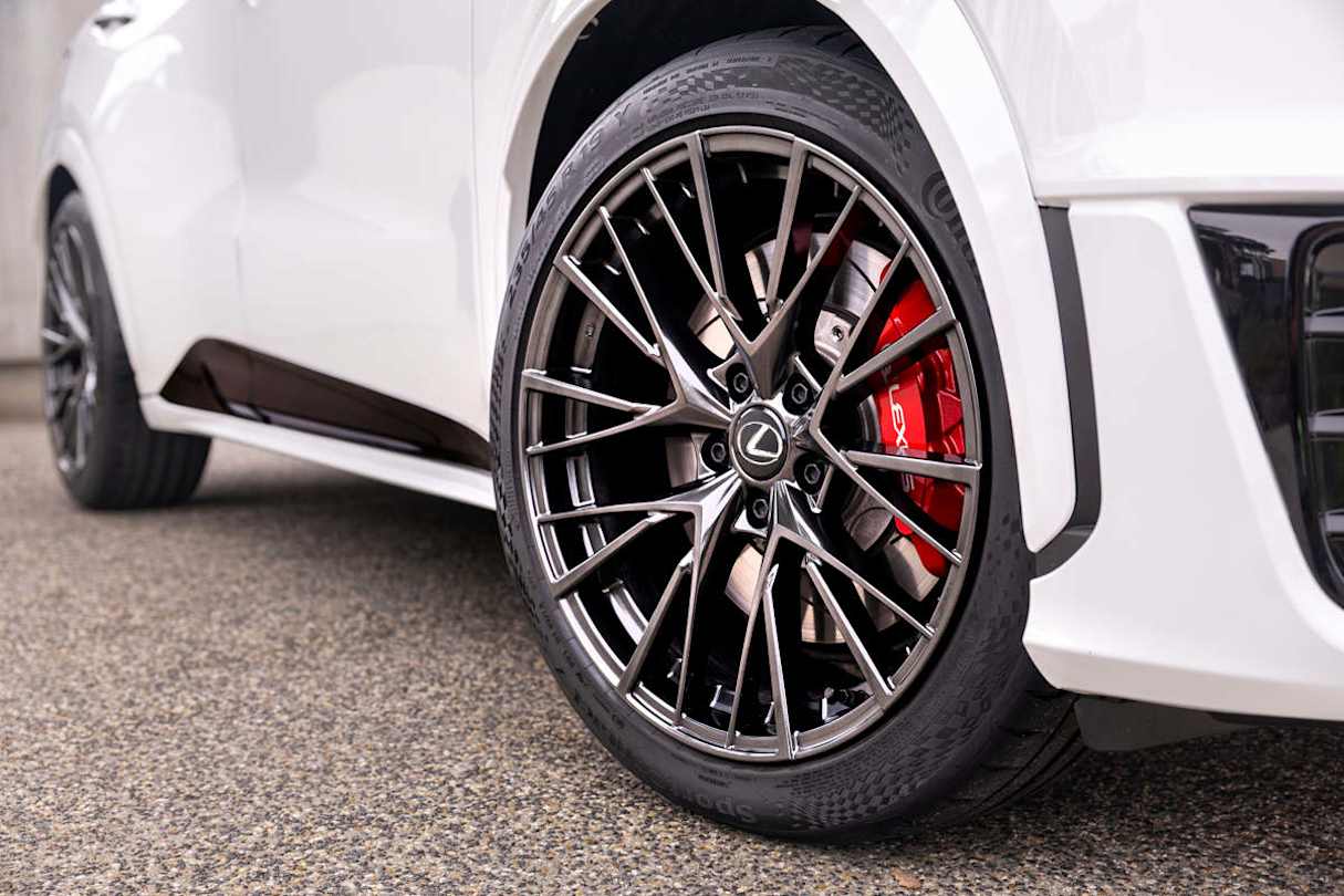 2025 Lexus LBX