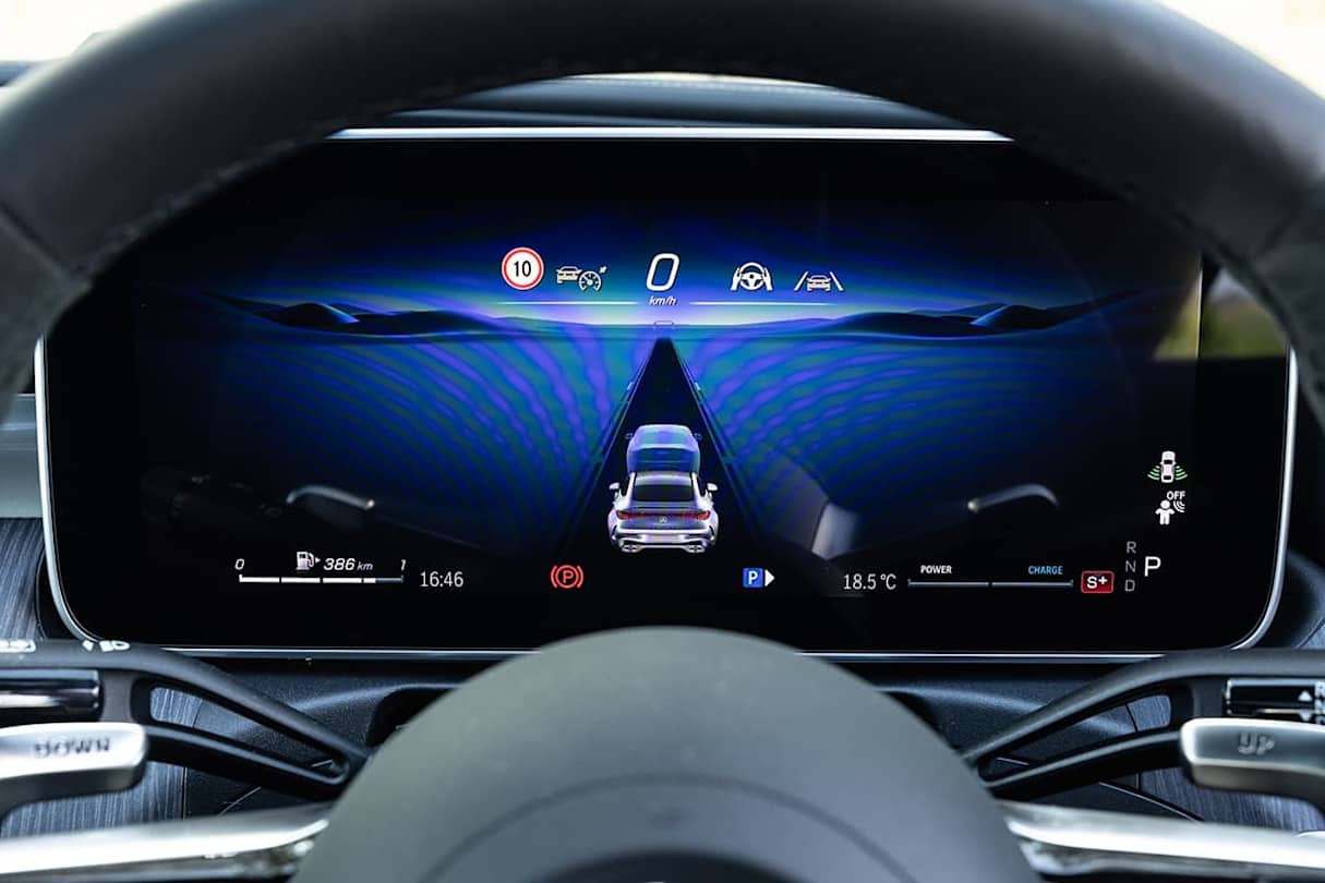 2025 Mercedes-AMG CLE 53.