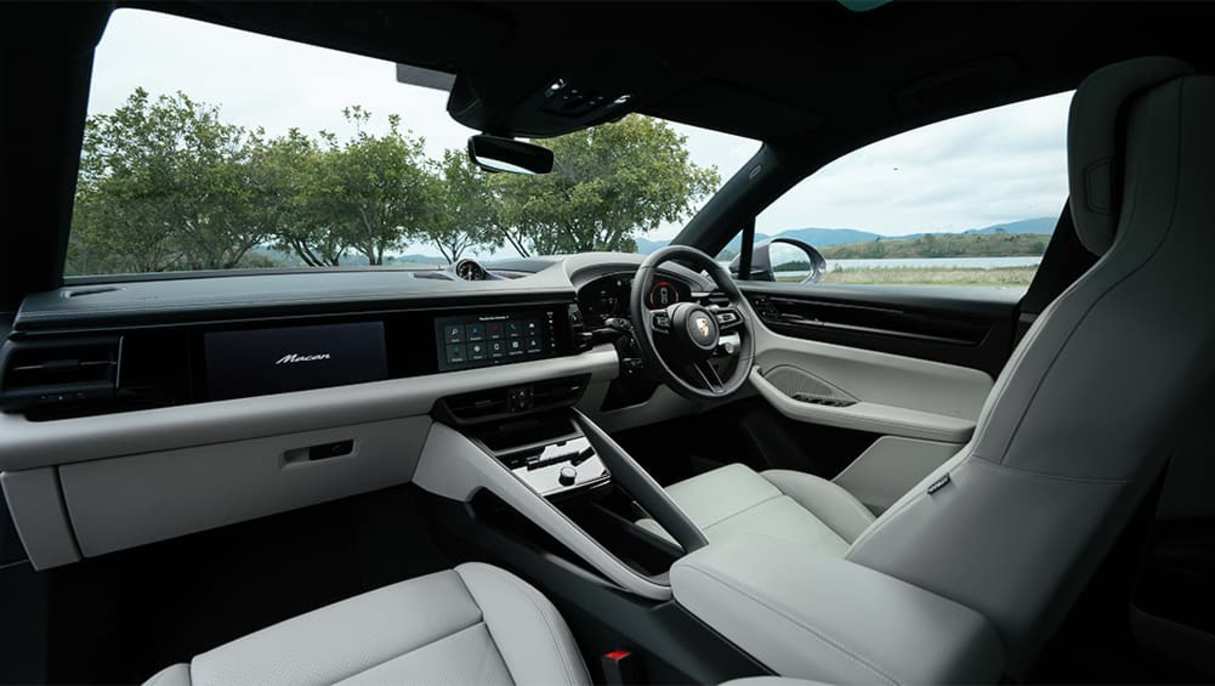 025 Porsche Macan 4 Electric