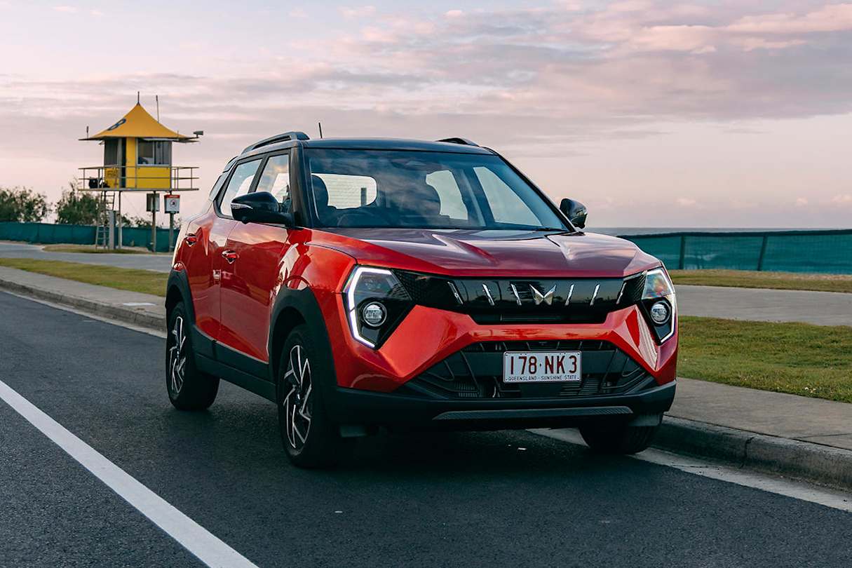 2026 Mahindra XUV 3XO AX7L