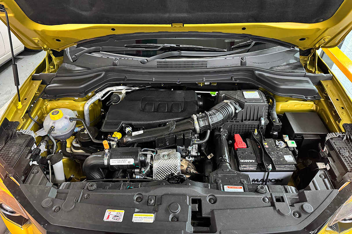 2026 Mahindra XUV 3XO AX7L. (image: Jack Quick)