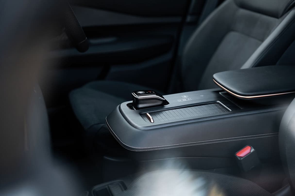 2026 Nissan Ariya Advance+