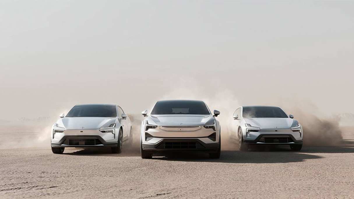Polestar 4 and 3