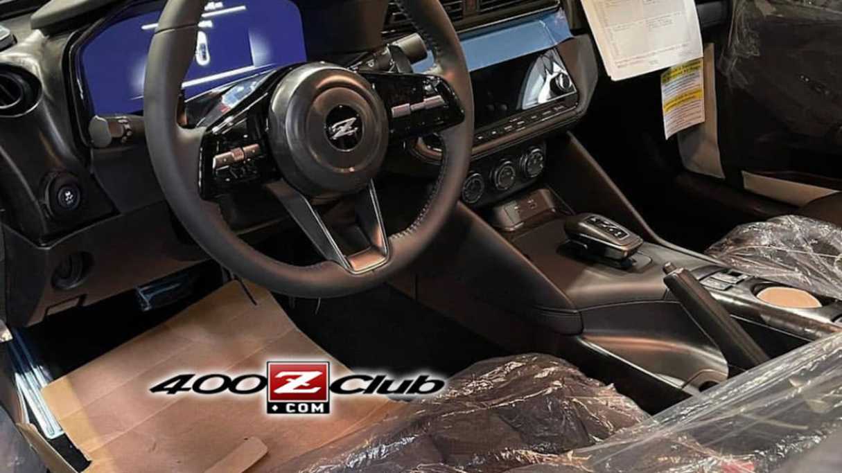 There's a digital screen that fills the driver's binnacle. (image credit: 400zClub.com)