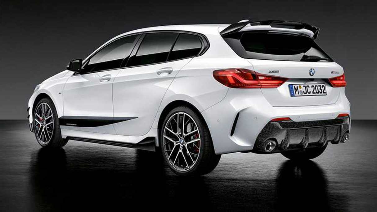 The 1 Series M Performance Parts were optimised in a wind tunnel for improved aerodynamics.