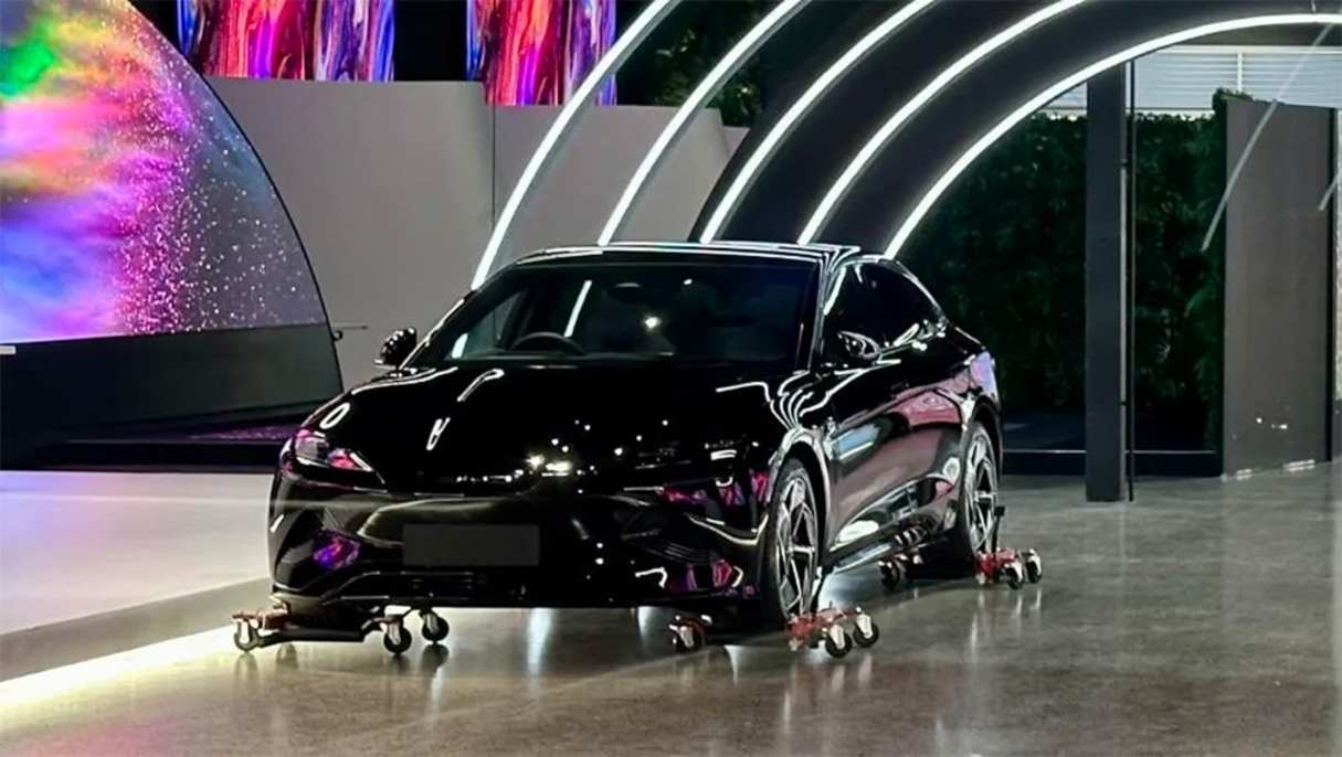 The BYD will arrive in Europe without 'Build Your Dreams' across the tailgate.
