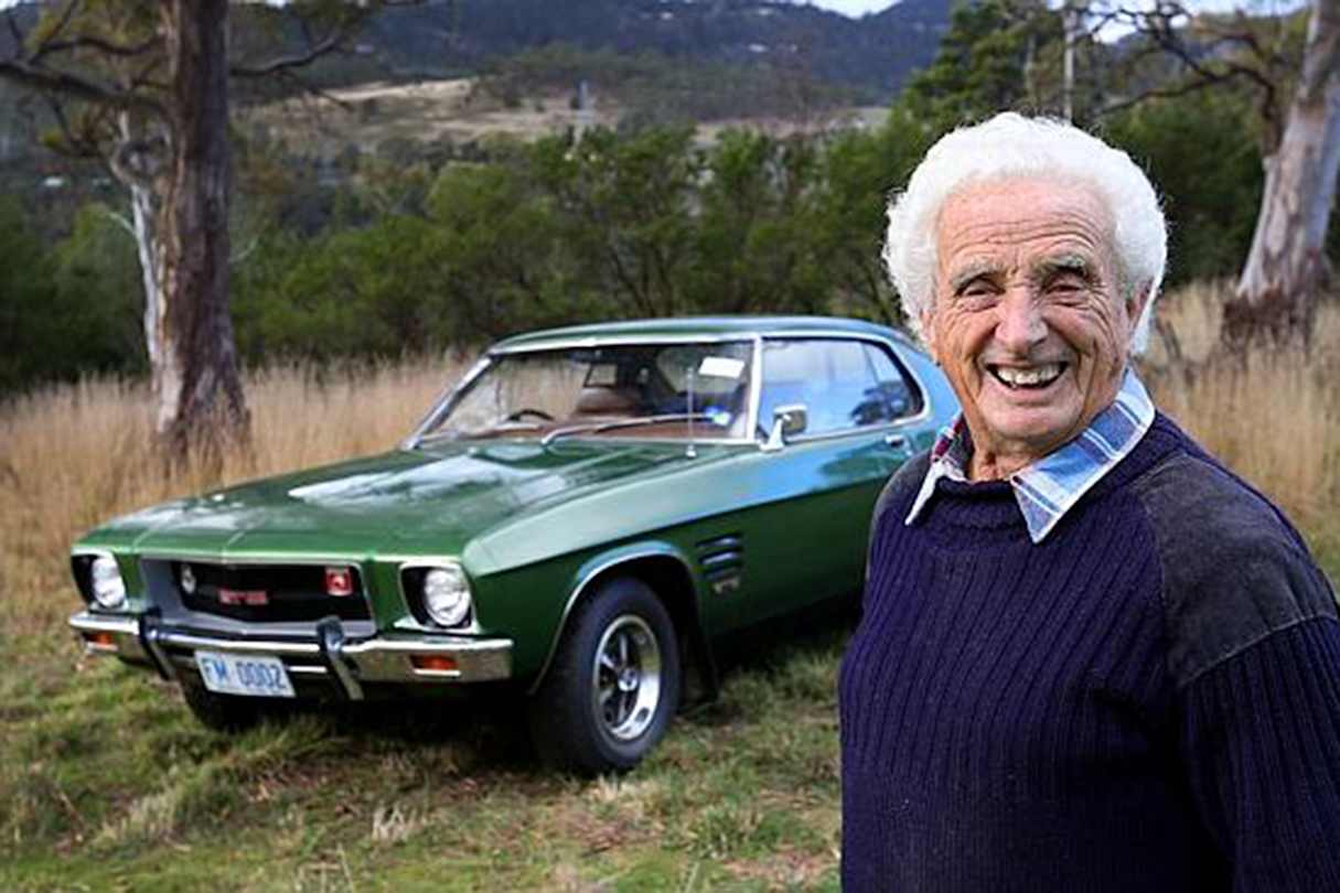 Despite the accident, Frank still drives over the bridge like a boss. (image credit: Survivor Car Australia magazine)