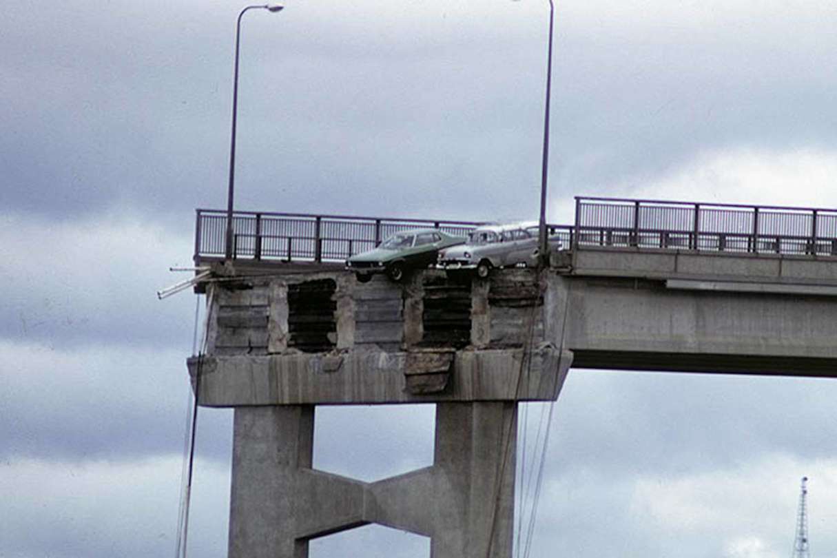 Despite his best efforts, Frank&#039;s HQ was hanging by a thread. (image credit: Survivor Car Australia magazine)