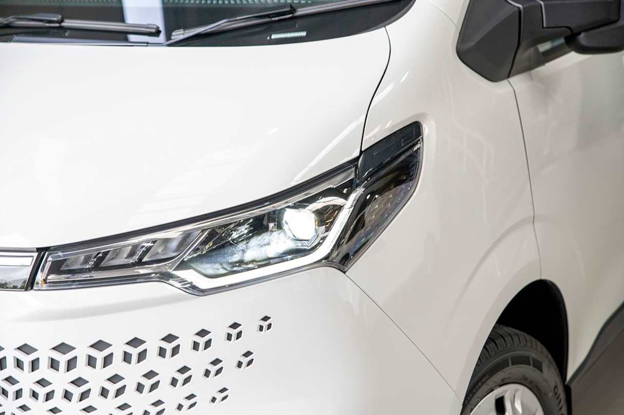 Standard features include LED headlights. (Image: Tom White)