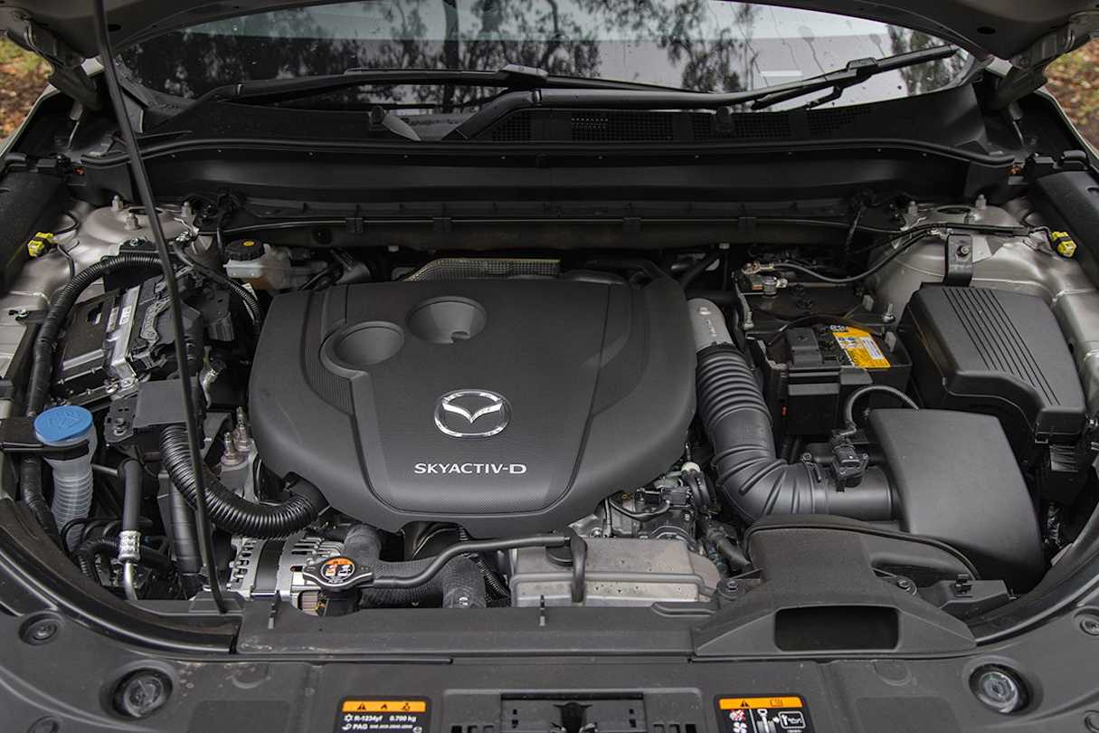 There are two engines available for this grade, a petrol version and our model’s 2.2-litre, four-cylinder turbo-diesel engine. (Image: Glen Sullivan)
