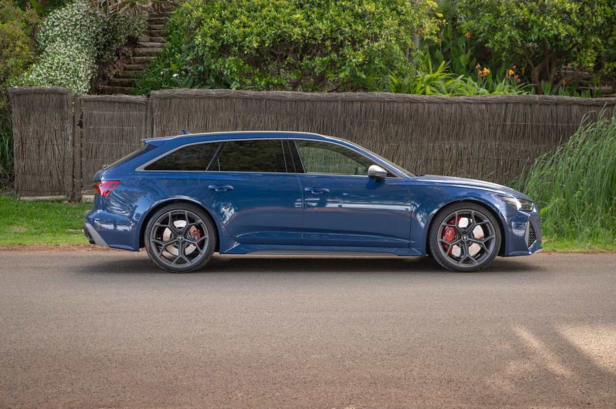 It can at times be alarming how much the RS6 leaps to life. (Image: Tom White)